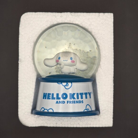 Hello Kitty Friends Mini Snow Globe - Cinnamoroll - Picture 1 of 8